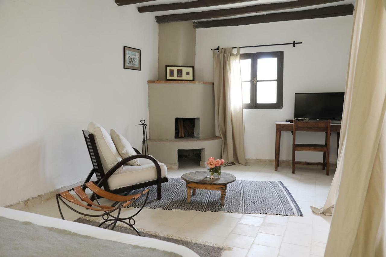 Le Petit Hotel Du Flouka Лала Такеркуст Екстериор снимка