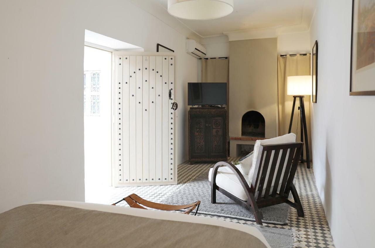 Le Petit Hotel Du Flouka Лала Такеркуст Екстериор снимка