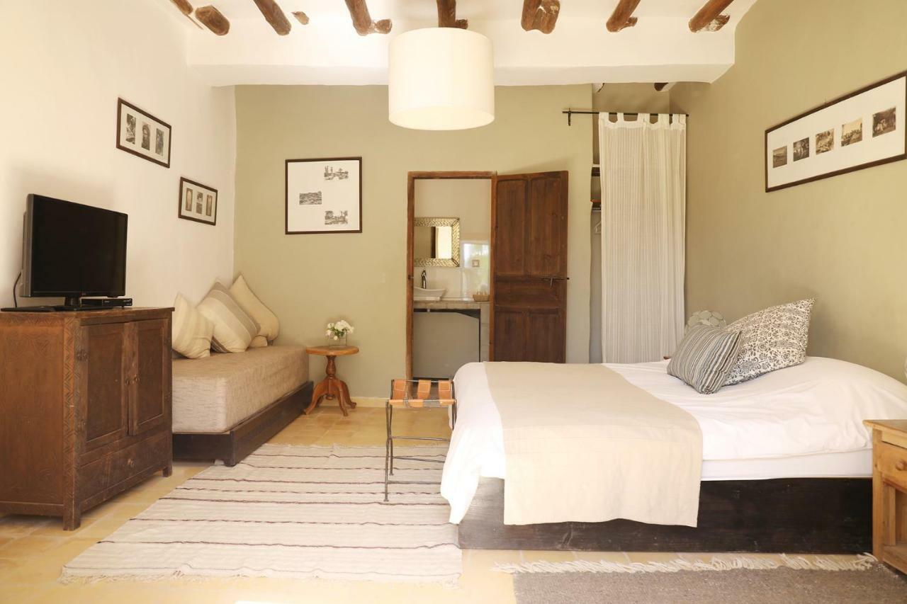 Le Petit Hotel Du Flouka Лала Такеркуст Екстериор снимка